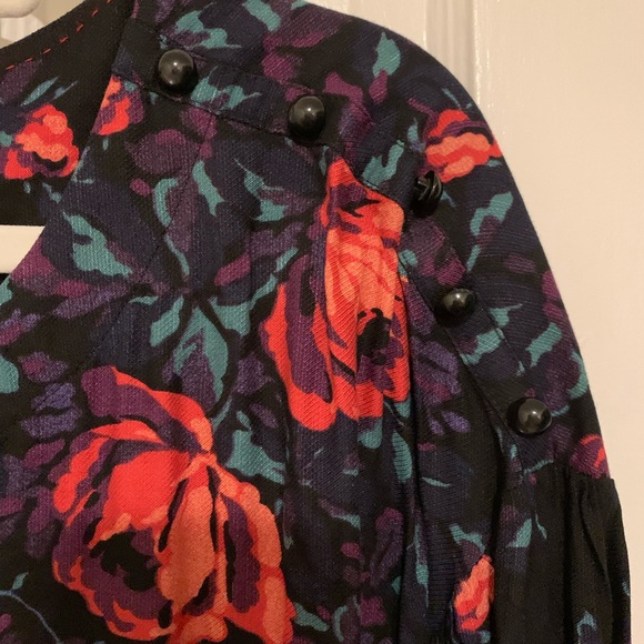 Maeve Anthropologie NWT Blouse Black Floral Rose Boho Flowy - Picture 3 of 8